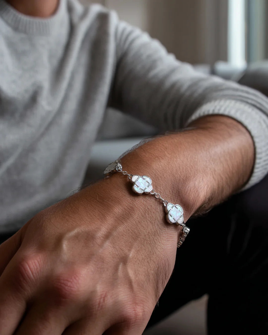 Charm Bracelet White